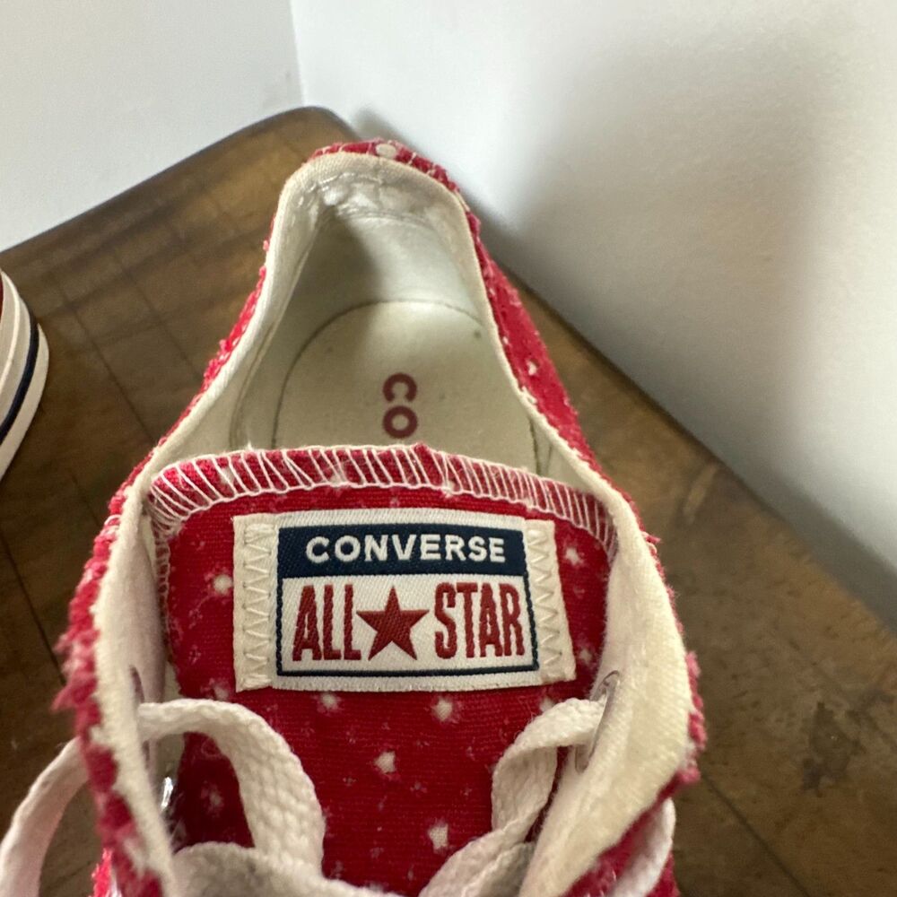 Converse All Star Red Star Print Sneakers Womens 7 4th of July Americana Casual - Picture 10 of 10